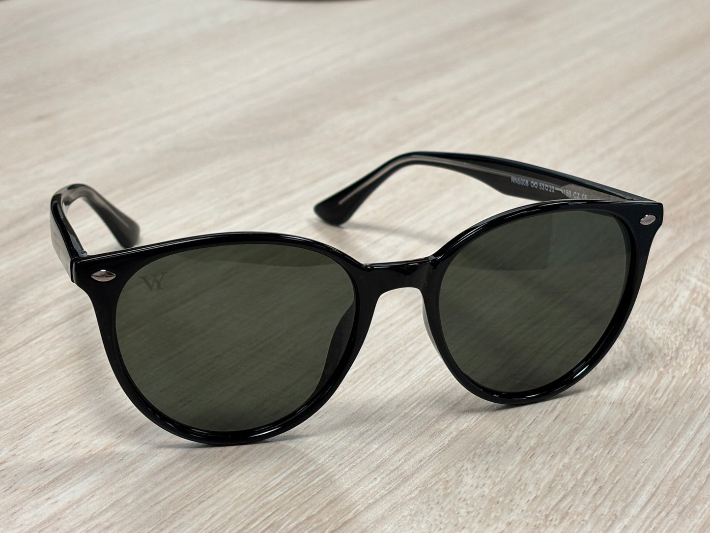 Veyron Everyday Essentials